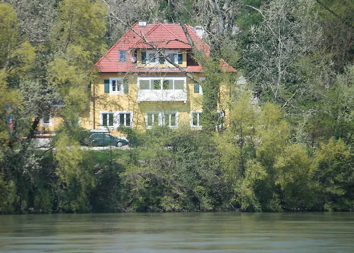 Bed & Breakfast Gastehaus Egger *